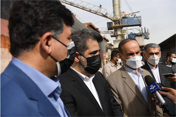 ۴.۴ میلیون تن کالای اساسی در بندر امام(ره) موجود است/ تا پایان هفته جاری؛ مشکلات جابجایی کالاهای اساسی حل خواهد شد دین پرست