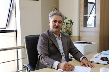 منوچهری.jpg