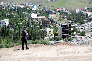 کاهش هزینه ساخت مسکن با کاهش تراکم طبقاتی محقق میشود/رشد ۹ درصدی اقتصاد با ساخت سالانه یک میلیون واحد مسکونی افتتاح جاده هشتگرد-طالقان و آغاز عملیات ۱۴۸۸ واحد مسکن ملی