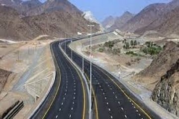 آغاز عملیات اجرایی آزادراه لامرد_پارسیان با مشارکت قرارگاه سازندگی خاتم الانبیاء و شرکت ایمیدرو/ بهرهبرداری در آزادراه اصفهان_شیراز از اردیبهشت ماه آزادراه شیراز-اصفهان.JPG