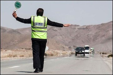 محور دلگان - هودیان مسدود شد انسداد جاده.jpg