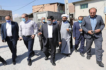 بازدید مدیرعامل شرکت بازآفرینی از محلات حاشیه نشین شهرستان بناب مهدی عبوری