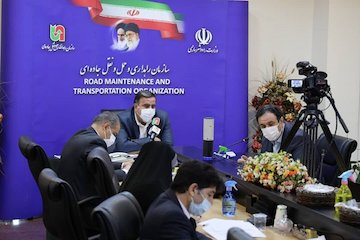 به دنبال تسهیل فرآیندها برای ترخیص کامیونها هستیم/ شرکت تعاونی مقصر در سانحه اتوبوس سربازان تعطیل شد/ طراحی سامانهای برای قابل رصد بودن محل مصرف قیر/ کاهش ۲.۸ درصدی تصادفات برونشهری و محورهای روستایی نشست