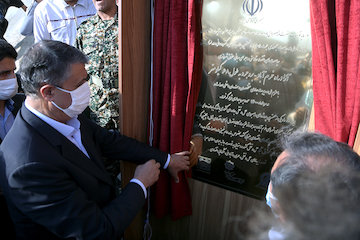 برنامه افتتاح آزادراه بروجرد - خرم آباد با بی سیم برنامه ریزی شده بود نه با قیچی و روبان آیین بهره برداری از آزادراه خرم آباد-بروجرد-اراک