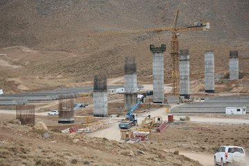 تخصیص ۲۵۰۰ میلیارد ریال اعتبار برای راه آهن استان چهارمحال و بختیاری  در سال جاری بازدید نماینده شهرکرد5.jpg