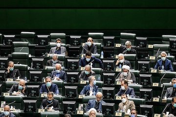 استقبال نمایندگان از قاسمی/ برنامه های کارآمد و مناسب قاسمی برای وزارت راه و شهرسازی/ قاسمی مرد روزهای سخت مجلس