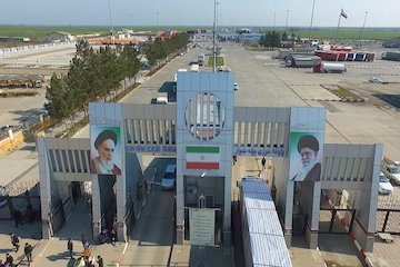 Iran, Azerbaijan, Georgia to transit a trial run fleet پایانه مرزی بیله سوار.jpg
