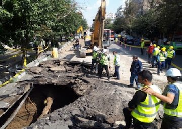 احتمال فروریزش خیابان کارگر تهران تاثیر قناتهای قدیمی و رهاشده است/ممانعت از گودبرداریهای عمیق برای کاهش مخاطرات فروریزش فروریزش