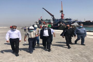 انتقال تجربه پروژه راهبردی فاز۳ توسعه بندرشهید رجایی توسط متخصصان داخلی به سایر بنادر/ مشارکت بنادر برای رسیدن به بهره وری بالای اقتصادی/ برای جذب تزانزیت و استفاده از ظرفیت های دریایی نیازمند بازاریابی هستیم میرشفیع