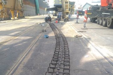 تعمیر آنلودر کشتی به دست متخصصان داخلی برای اولین بار در کشور آنلودر عکس اصلی