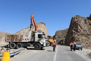 استان كرمان در رفع نقاط پرحادثه جاده اي  رتبه اول كشور را به خود اختصاص داد