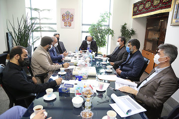 الزام ایرلاینها به عرضه بلیت دوطرفه/ امکانات بازگشت زمینی زوار فراهم شده است/ برگزاری مداوم نشست ستاد اربعین برای پیگیری مشکلات احتمالی نشست ستاد اربعین وزارت راه و شهرسازی