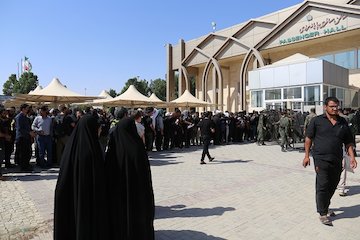 ۴۰۰دستگاه اتوبوس برون شهری از فردا در مرز مهران مستقر می شود مرز مهران.JPG