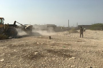 ۲۳۹ هکتار اراضی ملی کنگان از دست متصرفان خارج شد اراضی ملی کنگان ( بوشهر ).jpg