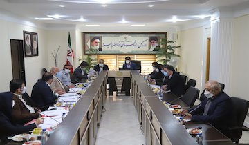 جلسه هم اندیشی عضو هیئت مدیره سازمان ملی زمین و مسکن با مدیر کل و معاونین اداره کل راه و شهرسازی استان البرز جلسه البرز