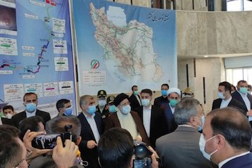 تکمیل راهآهن میانه - اردبیل باید با جدیت دنبال شود رییسی