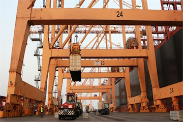 امیدوار به توسعه ناوگان و حملونقل دریایی در دولت سیزدهم هستیم/ آمادگی مجلس برای همکاری با سازمان بنادر در راستای توسعه حملونقل دریایی/ توسعه بندری و دریایی؛ عامل تبدیل ایران به هاب لجستیکی منطقه بندر شهید رجایی