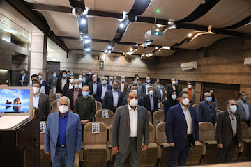 اعطای اعتبارنامه های نهمین دوره اعضای هیات مدیره سازمان مهندسی ساختمان استان کرمان اهدای تقدیر نامه