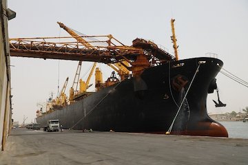 سهم بالای بندر شهیدرجایی از واردات، صادرات، ترانزیت و ترانشیپ کالای کشور/ شناسایی ۳۳۲ سازه و تاسیسات دریایی در هرمزگان/پیشرفت فیزیکی ۷۵ درصدی اسکله رو-رو ریلی بندر امیرآباد بنادر