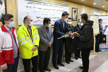 مراسم یادمان قربانیان سوانح ترافیکی و آغاز دهه اقدام ملی برای ایمنی راههای کشور مراسم روزجهانی یادمان قربانیان سوانح جاده ای -زنجان