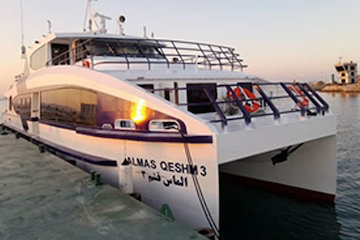 ساخت یک فروند شناور مسافربری در قشم ساخت یک فروند شناور مسافربری در قشم