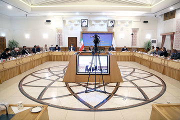 آمادگی وزارت راهوشهرسازی برای مشارکت با انبوهسازان در ساخت مسکن/ بخش خصوصی میتواند تکنولوژی جدید ساخت را وارد کشور کند جلسه هماندیشی انبوهسازان مسکن با وزیر راه و شهرسازی