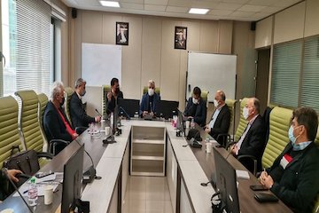 دیدار مدیر کل راه و شهرسازی استان تهران با انبوه سازان و سازندگان مسکن انبوه سازان
