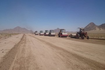 بازدید مدیر کل راه و شهرسازی سیستان و بلوچستان از روند احداث بزرگراه زاهدان- خاش