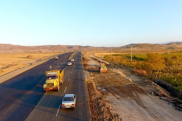 بومی سازی قطعات حوزه حمل و نقل با حمایت دولت از شرکت ها محبوب حیدری - اردبیل