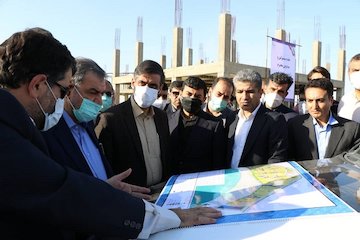 بازدید معاون اقتصادی رییسجمهور از شهر جدید تیس بازدید