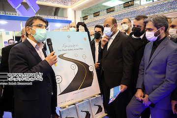برنامه عملیاتی کاهش خطرات جادهای رونمایی شد افتتاح پنجمین نمایشگاه حمل و نقل، لجستیک و صنایع وابسته با حضور وزیر راه و شهرسازی
