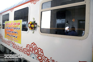 توافق ایران و عراق برای احداث و تکمیل راهآهن شلمچه-بصره/  ثبت رکورد ترانزیت ریلی تا پایان سال آیین ورود ۵۲۶ دستگاه واگن به ناوگان ریلی با حضور وزیر راه و شهرسازی