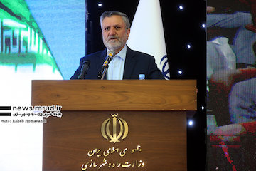حمل و نقل پیشران اقتصاد کشورها/تقویت صنعت حمل و نقل عامل موثر در دستیابی به تولید ناخالص ملی مناسب مراسم اختتامیه پنجمین نمایشگاه حمل و نقل، لجستیک و صنایع وابسته