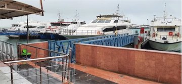 تعطیلی بنادر گردشگری و مسافری قشم تا بهبود شرایط جوی تعطیلی بنادر