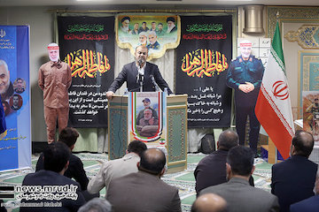 شهید سلیمانی محور وحدت و یکپارچگی بود / اقدامات حاج قاسم درسی بزرگ برای جوانان است مراسم گرامیداشت  دومین سالگرد شهادت حاج قاسم سلیمانی با حضور وزیر راه و شهرسازی