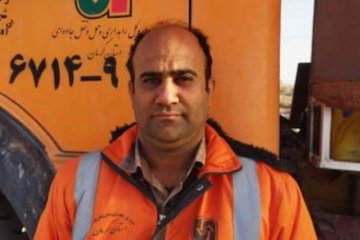 احوالپرسی تلفنی رئيس جمهور از راهدار كرمانی احوالپرسي تلفني رئيس جمهور از راهدار كرماني