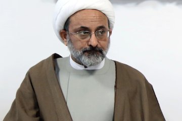 رفع معضلات ۲۰ ساله شهرها در سفرهای استانی وزیر راه و شهرسازی فولادی