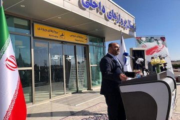 فرودگاه جهرم از امروز میتواند پروازهای بینالمللی داشته باشد/ ما امروز در دنیا به عنوان یک قدرت جهانی مطرح هستیم مراسم افتتاح فرودگاه بینالمللی شهدای جهرم