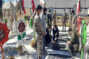 مشارکت فعال مدیران و کارکنان ادارهکل راه و شهرسازی سیستان و بلوچستان در فعالیتهای فرهنگی دهه فجر ۱۴۰۰ تجدید میثاق شهدا زاهدان.jpg