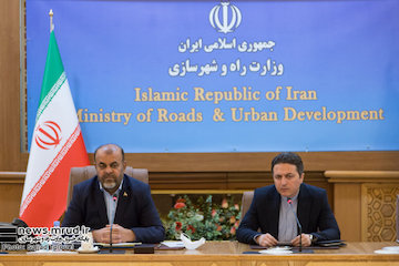 روابط اقتصادی ایران و آذربایجان در زمینه حملونقل و سایر بخشهای اقتصادی توسعه مییابد برگزاری نشست ویدئو کنفرانس وزیر راه وشهرسازی با معاون نخست وزیر جمهوری آذربایجان