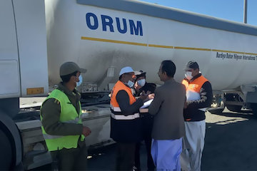برگزاری مانور نظارت بر ناوگان حمل و نقل عمومی جاده ای در محورهای سیستان و بلوچستان