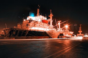 جابجایی ۴۷۲ هزار و ۹۳۳ TEU کانتینر در بندر شهید رجایی از ابتدای امسال بندر شهید رجایی