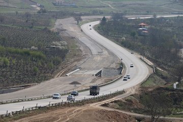 کاهش ۳.۷درصدی تردد در محورهای برون شهری نسبت به روز قبل تردد وسایل نقلیه