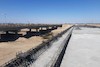 بازدید مدیر کل راه و شهرسازی سیستان و بلوچستان از روند احداث مراحل نهایی پل نهراب