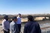 بازدید مدیر کل راه و شهرسازی سیستان و بلوچستان از روند احداث مراحل نهایی پل نهراب