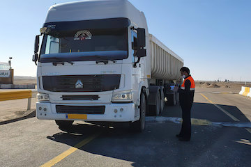 جابجایی بیش از ۳ میلیون و ۸۰۰ هزار تن کالا توسط ناوگان حمل و نقل باری سیستان و بلوچستان جابجایی کالا توسط ناوگان حمل ونقل باری سیستان و بلوچستان