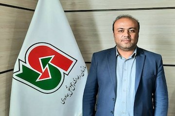 آیدین هاشمی.jpg