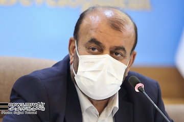 مشکلات مردم شهرستانهای پاکدشت و قرچک را در دولت پیگیری میکنیم/موافقت وزارت راه و شهرسازی با تبدیل قطار حومهای قرچک- تهران به مترو  جلسه مدیران و معاونان وزارت راه و شهرسازی با رستم قاسمی