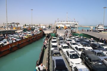 منع تردد کامیون ها از طریق بنادر پل ولافت از فردا ۲۹ اسفندتا۱۵ فروردین/ افزایش سطح ایمنی ،تسهیل در خدمات رسانی مطلوبتر هدف اجرای این طرح /  کامیونهای حامل ارزاق عمومی ، مواد سوختی و فاسد شدنی  مشمول این محدودیت نمی شوند    جزیره قشم
