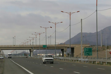 ثبت بیش از ۲ میلیون تردد نوروزی در محورهای مواصلاتی سیستان و بلوچستان ثبت تردد در سیستان و بلوچستان